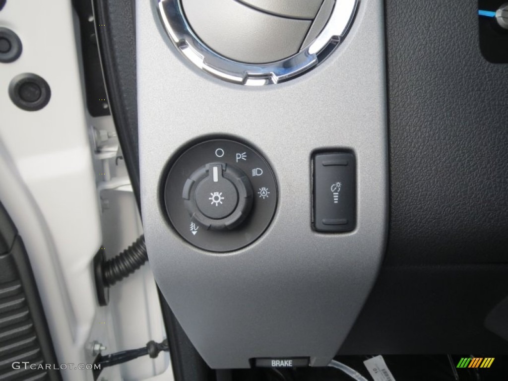 2013 Ford F350 Super Duty Lariat Crew Cab 4x4 Dually Controls Photo #75005928