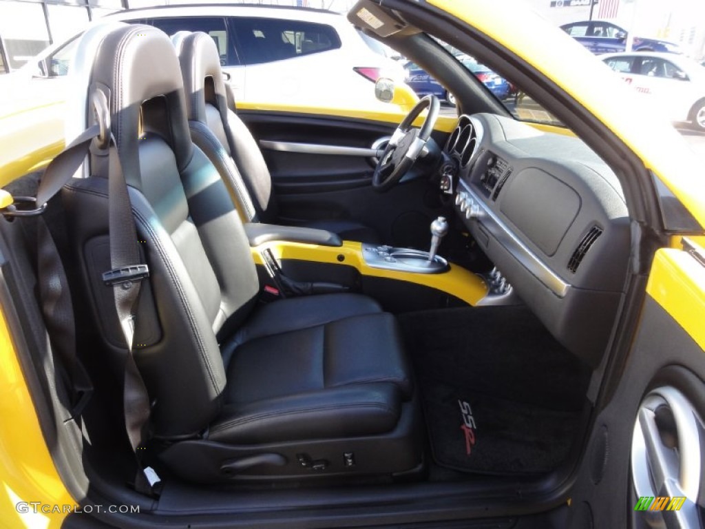 Black Interior 2003 Chevrolet SSR Standard SSR Model Photo #75006355