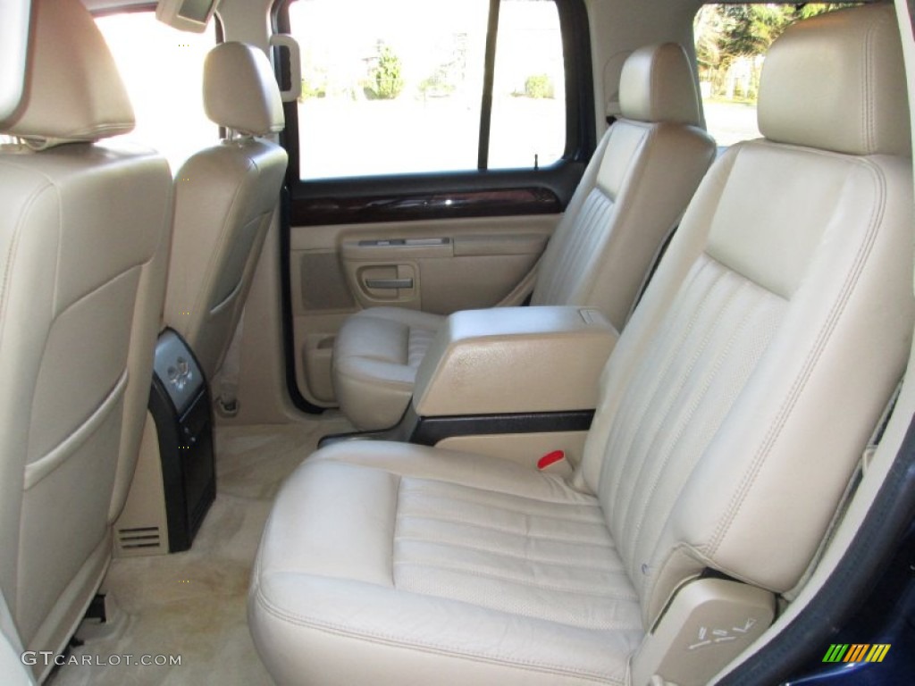 2005 Lincoln Aviator Luxury AWD Rear Seat Photo #75006425