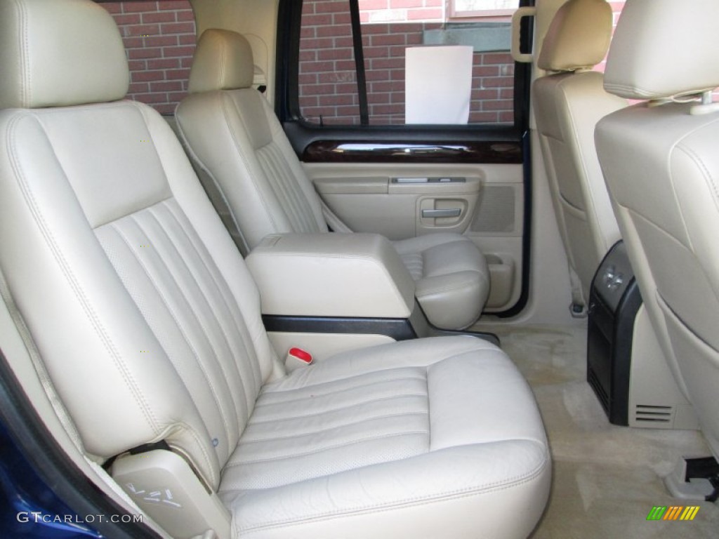 2005 Lincoln Aviator Luxury AWD Rear Seat Photo #75006454