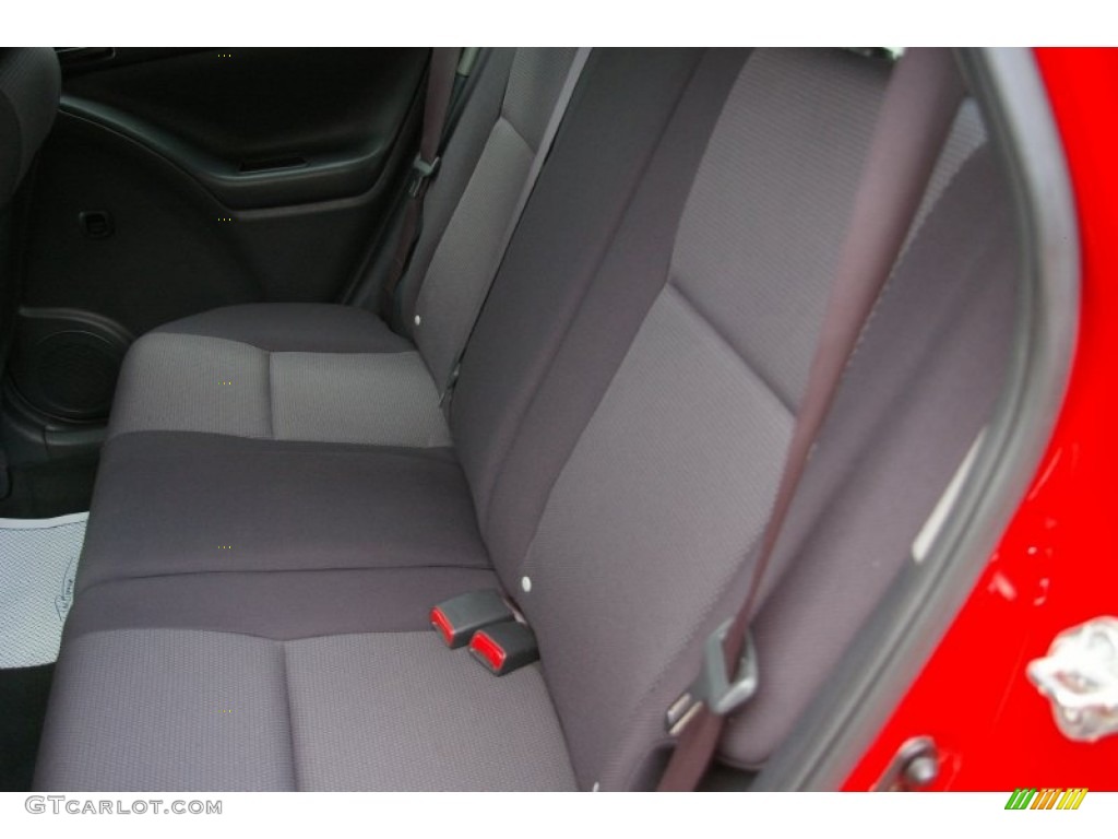 2005 Vibe AWD - Lava Red Metallic / Slate photo #4