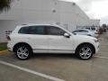 Campanella White - Touareg TDI Executive 4XMotion Photo No. 6
