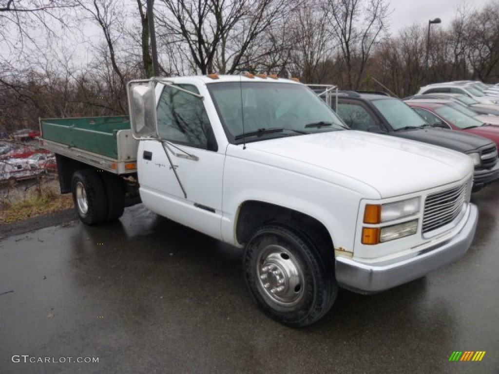 1994 C/K 3500 Regular Cab Chassis - White / Red photo #1