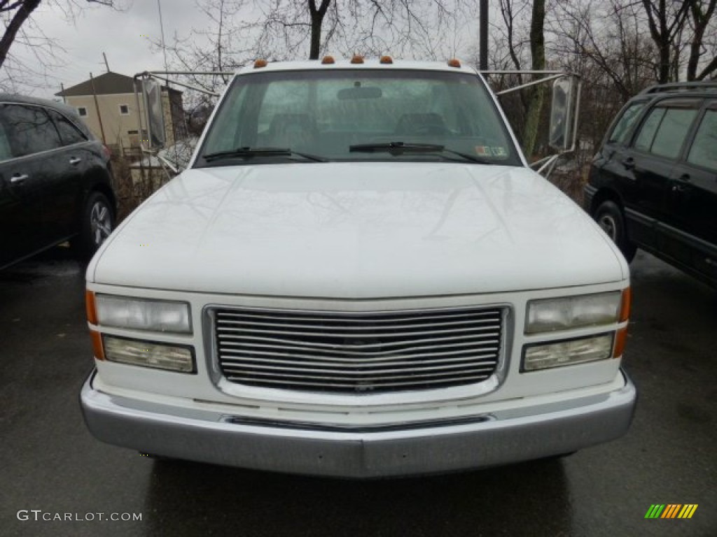 1994 C/K 3500 Regular Cab Chassis - White / Red photo #2