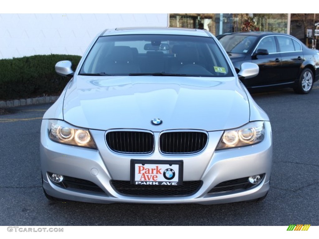 2009 3 Series 328i Sedan - Titanium Silver Metallic / Black photo #2