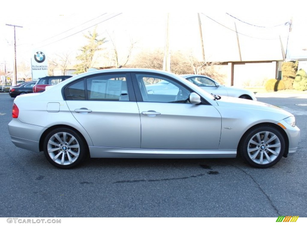 2009 3 Series 328i Sedan - Titanium Silver Metallic / Black photo #4