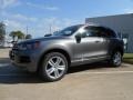 2013 Dark Flint Metallic Volkswagen Touareg VR6 FSI Executive 4XMotion  photo #3