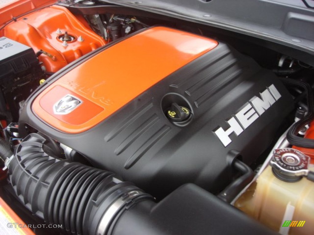 2008 Dodge Charger R/T Daytona Engine Photos