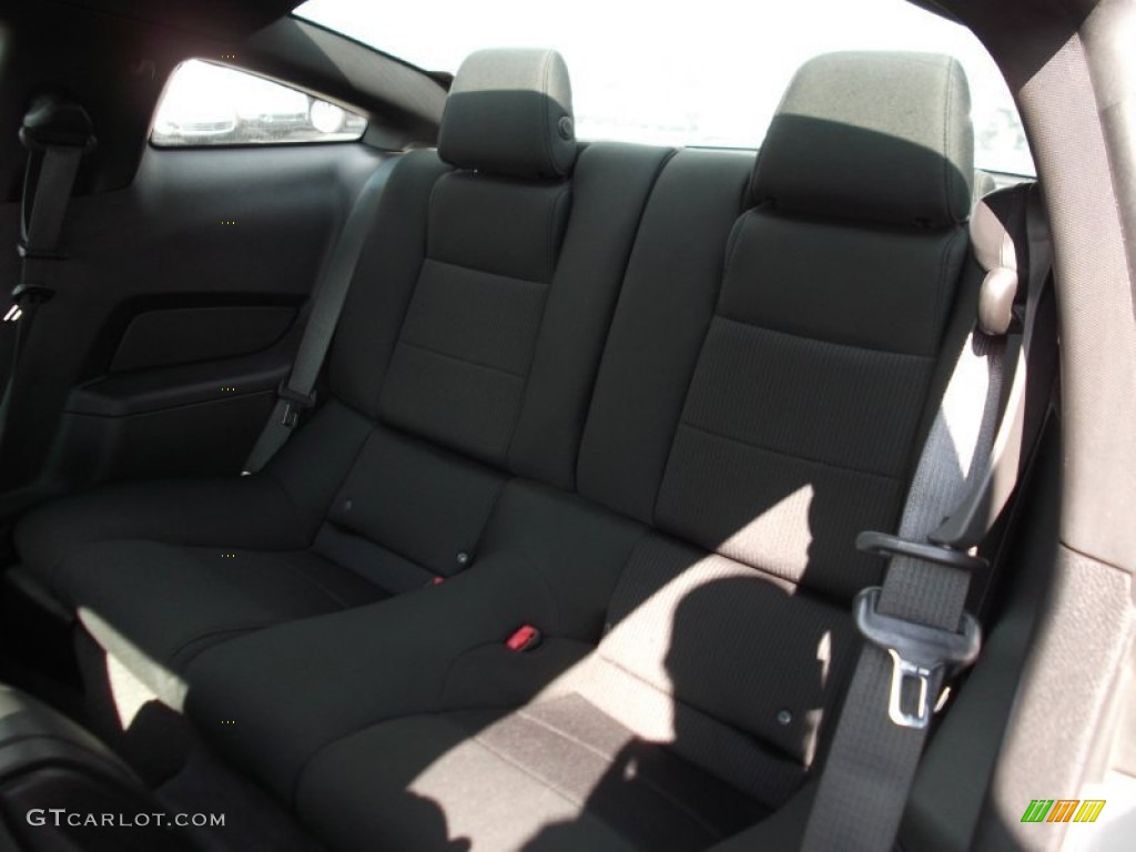 2011 Mustang V6 Coupe - Ingot Silver Metallic / Charcoal Black photo #9