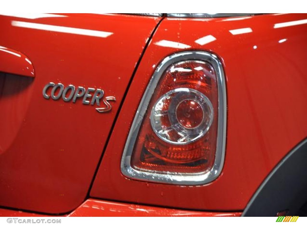 2013 Cooper S Hardtop - Chili Red / Carbon Black photo #13