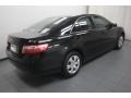 Black - Camry  Photo No. 11