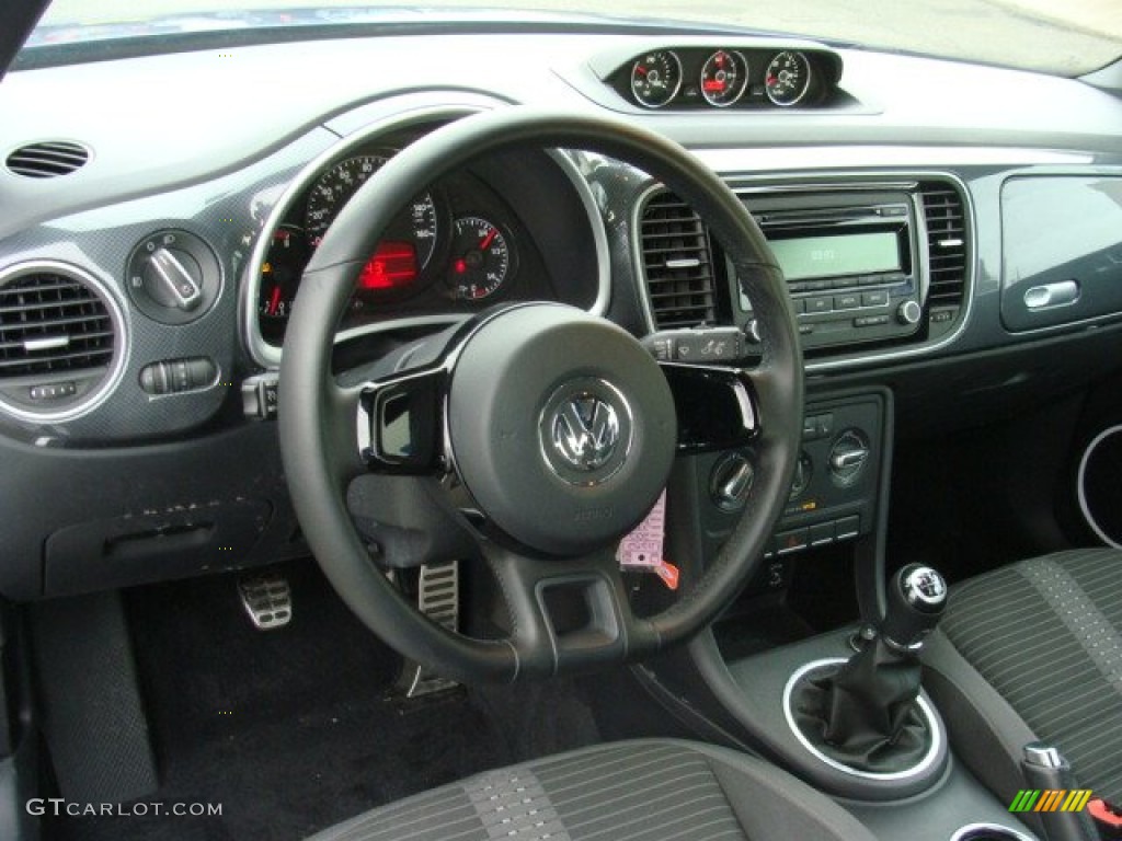 2012 Volkswagen Beetle Turbo Titan Black Dashboard Photo #75023643