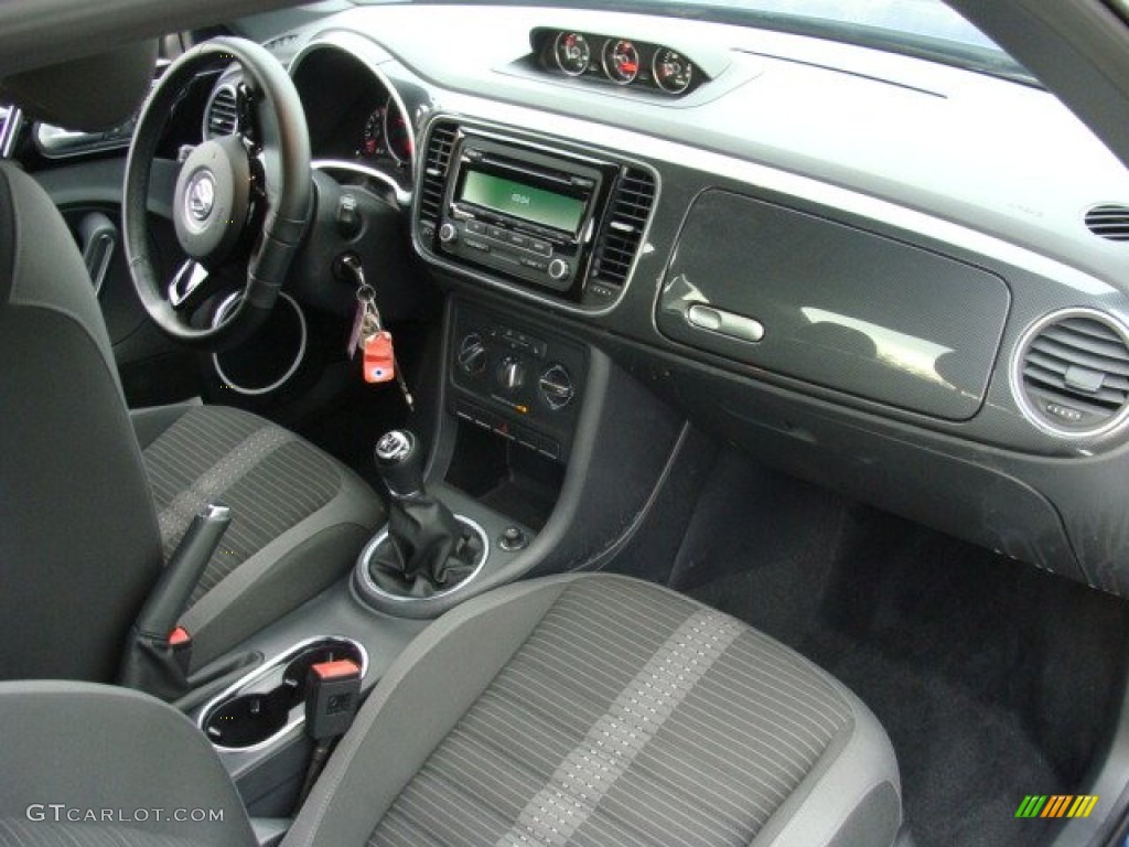 Titan Black Interior 2012 Volkswagen Beetle Turbo Photo #75023835