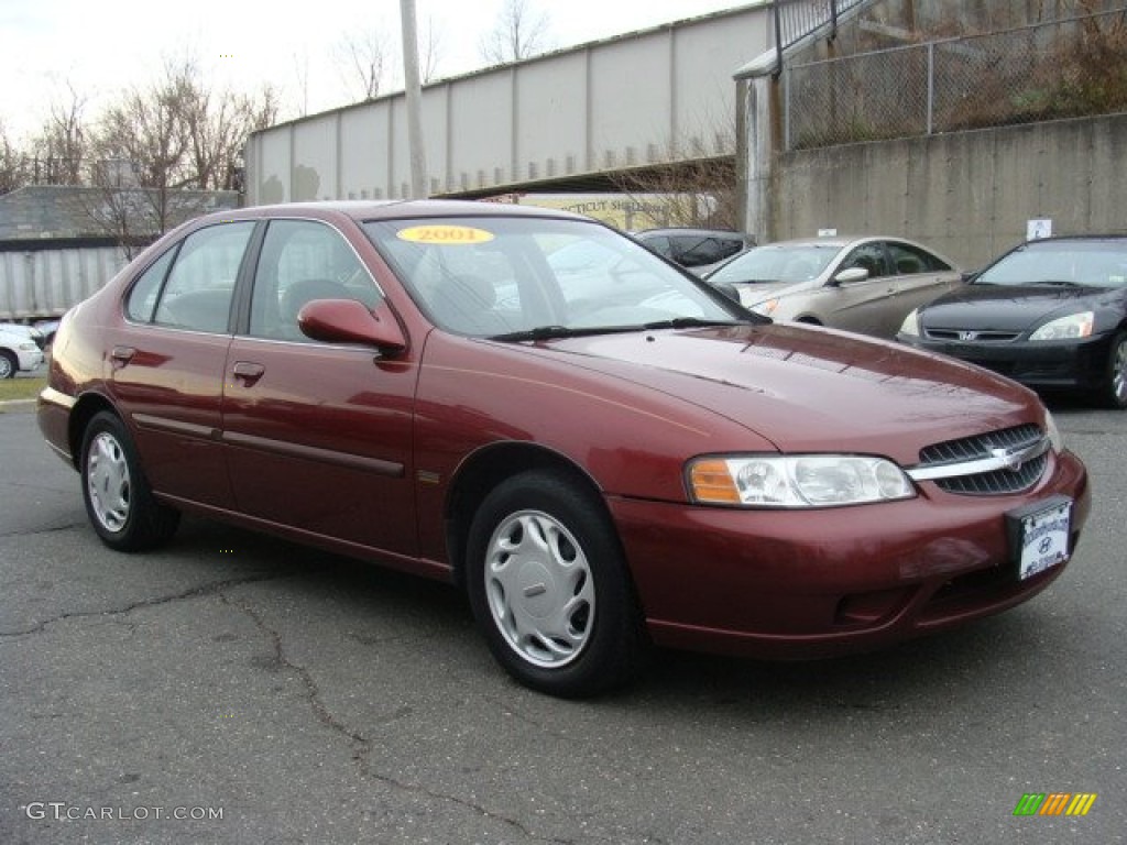 2001 Altima GXE - Nouveau Ruby / Blond photo #3