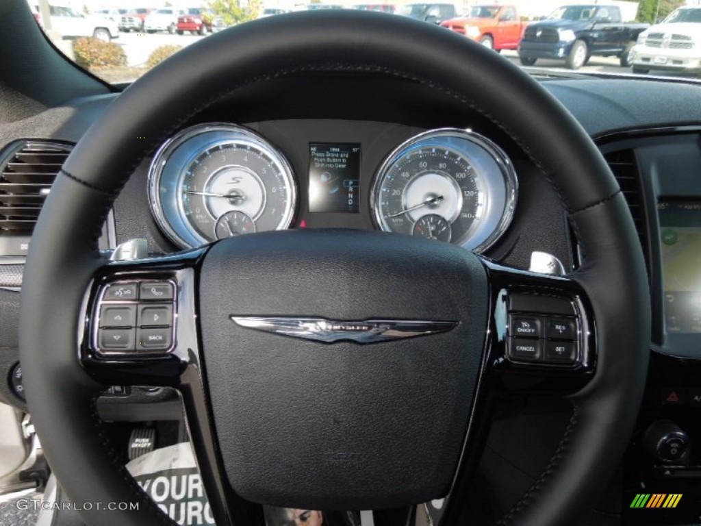 2013 Chrysler 300 S V6 Black Steering Wheel Photo #75025108