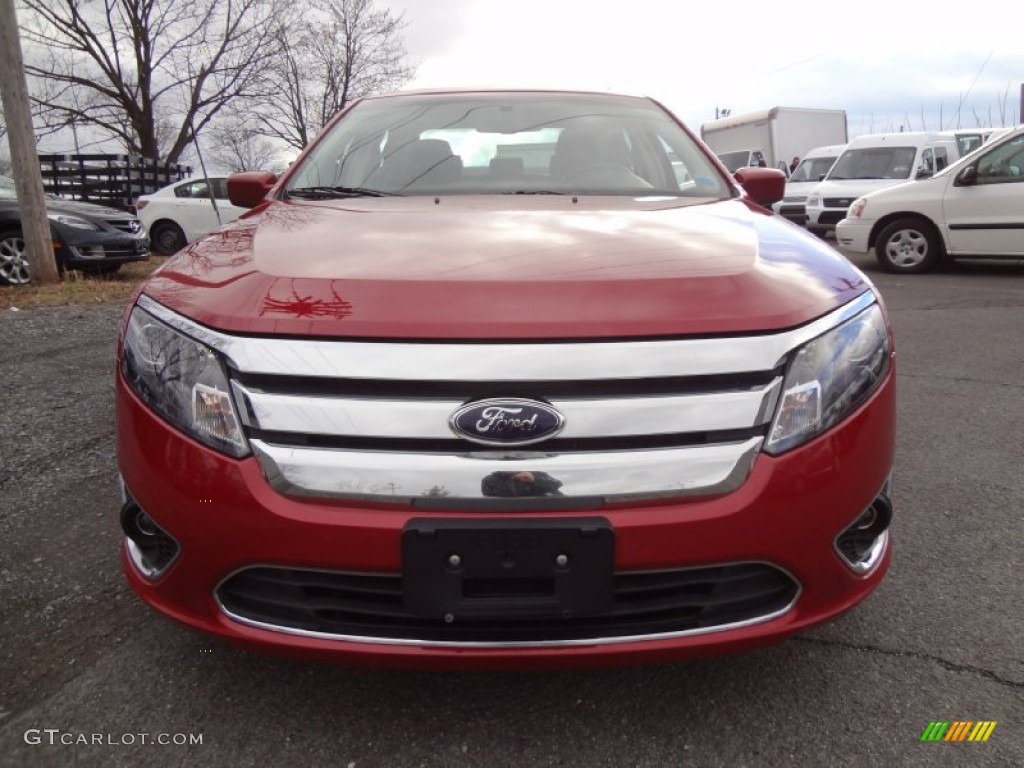 2010 Fusion SE - Red Candy Metallic / Medium Light Stone photo #2