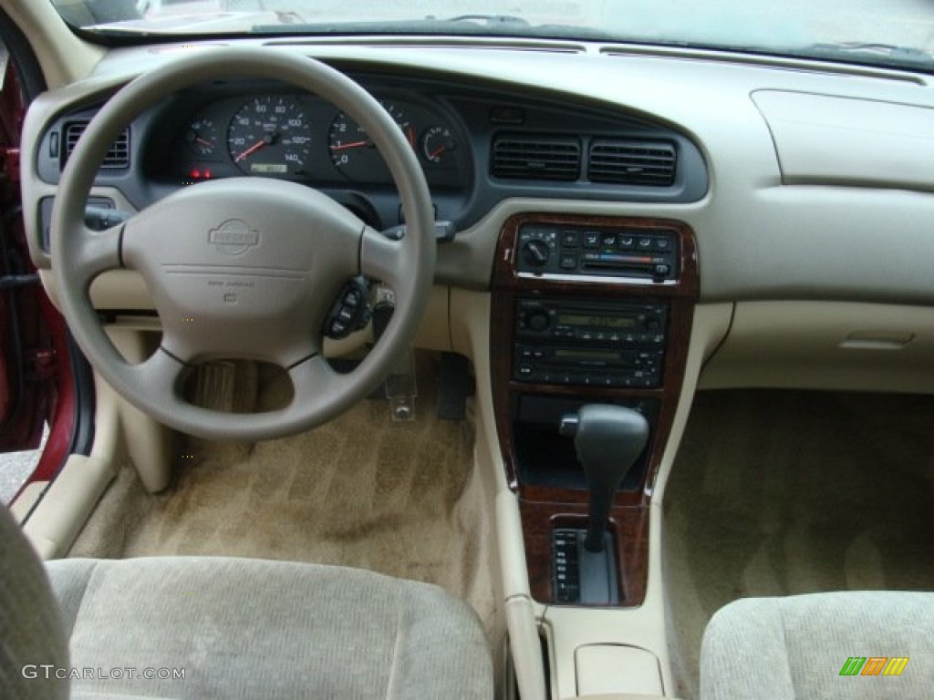 2001 Altima GXE - Nouveau Ruby / Blond photo #11