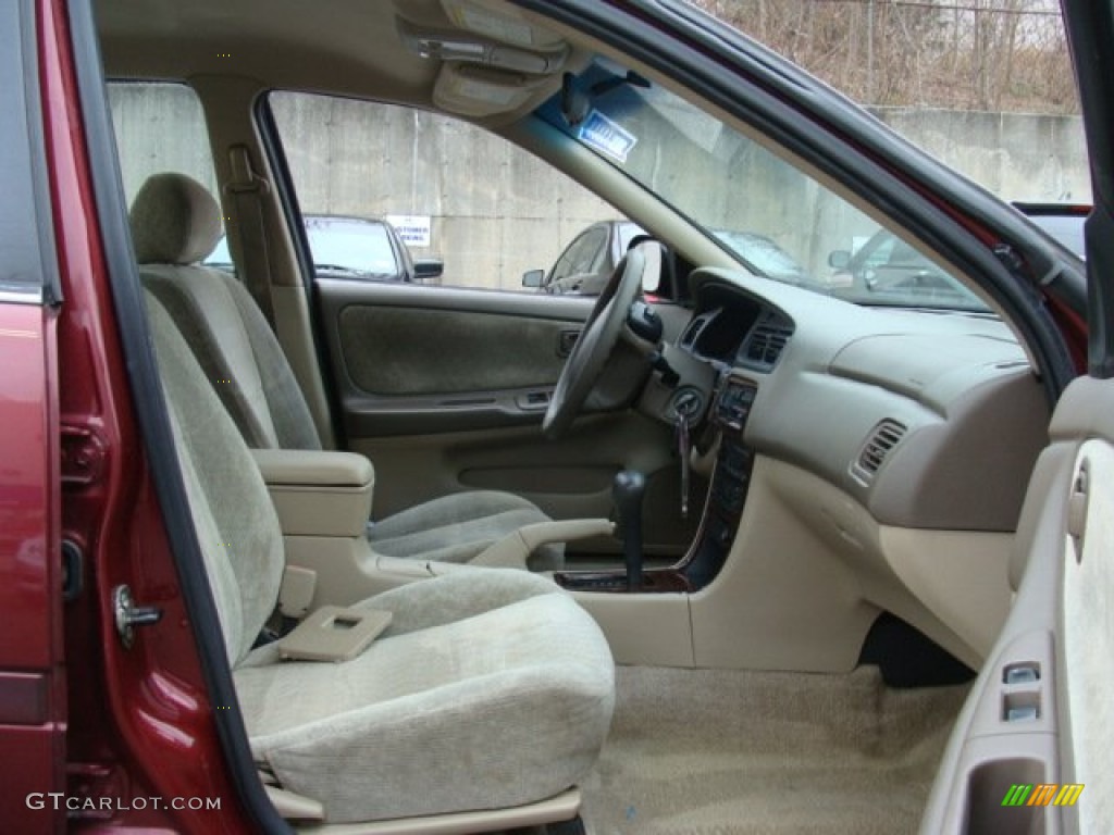 2001 Altima GXE - Nouveau Ruby / Blond photo #22