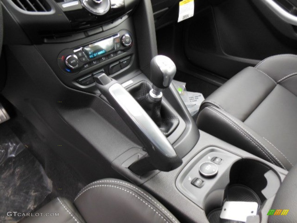 2013 Focus ST Hatchback - Tuxedo Black / ST Charcoal Black Full-Leather Recaro Seats photo #15
