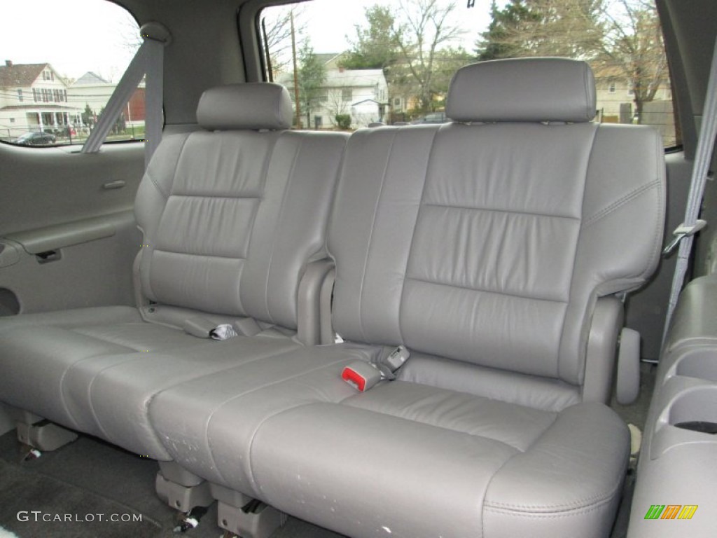 2006 Sequoia SR5 4WD - Natural White / Light Charcoal photo #19