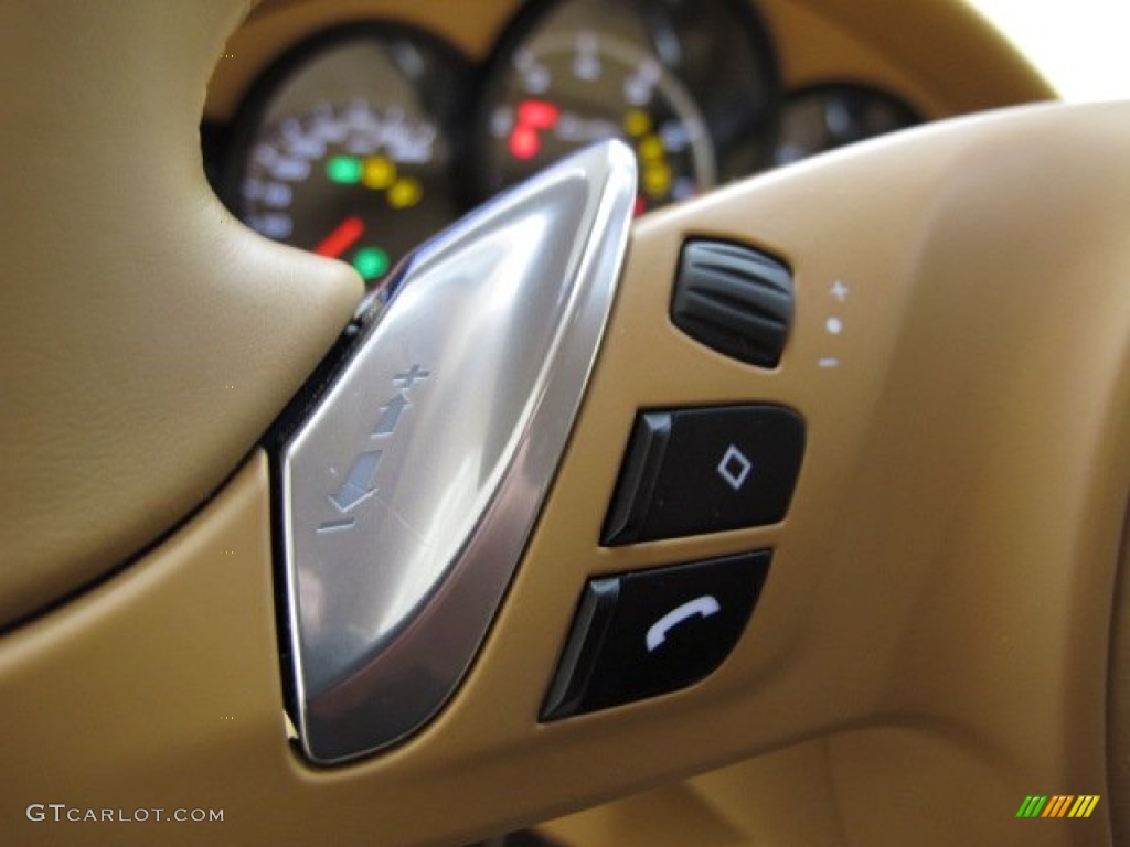 2010 Porsche Panamera Turbo Controls Photo #75031581