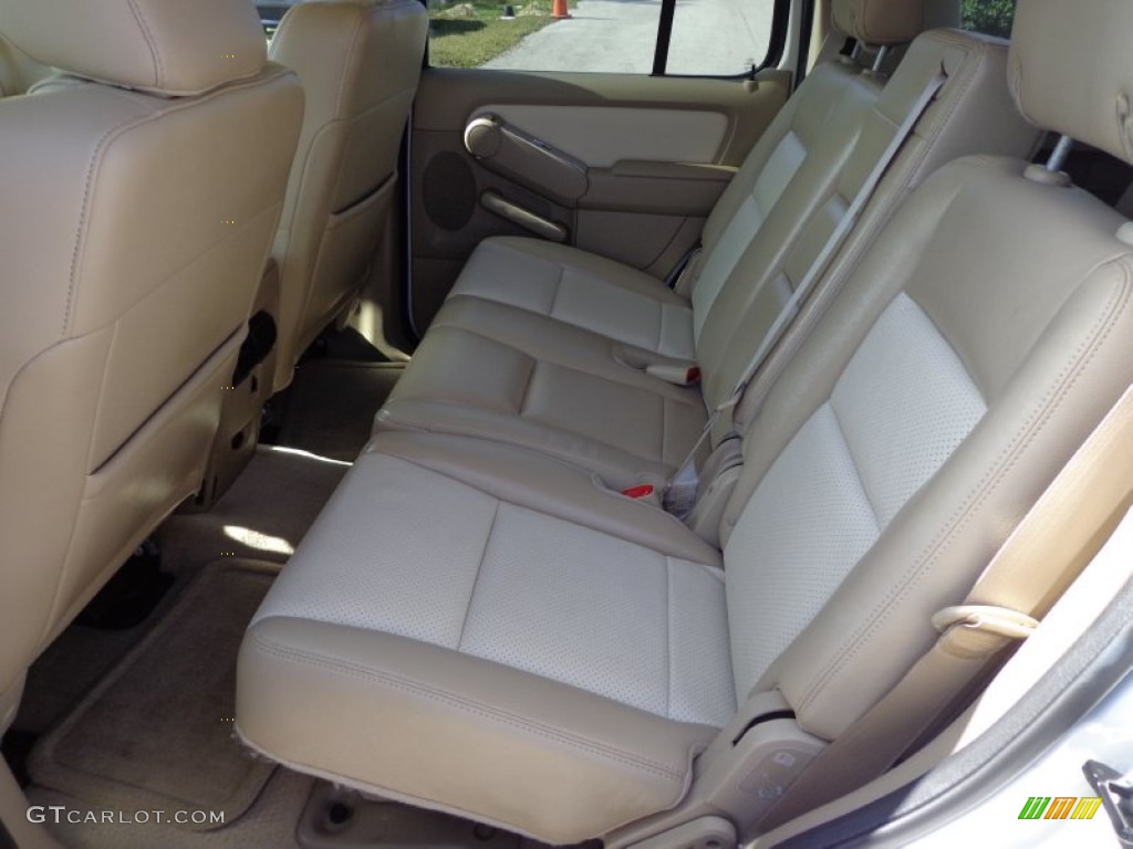 2010 Mercury Mountaineer V6 Rear Seat Photo #75031790