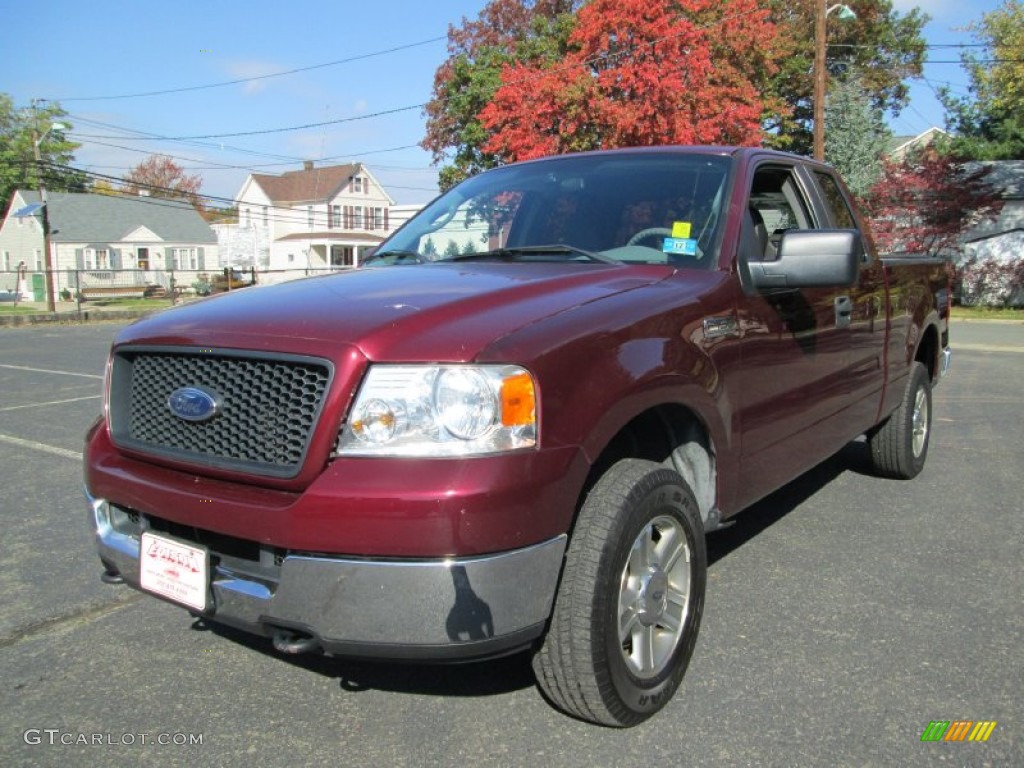 2005 F150 XLT SuperCab 4x4 - Dark Toreador Red Metallic / Medium Flint/Dark Flint Grey photo #2