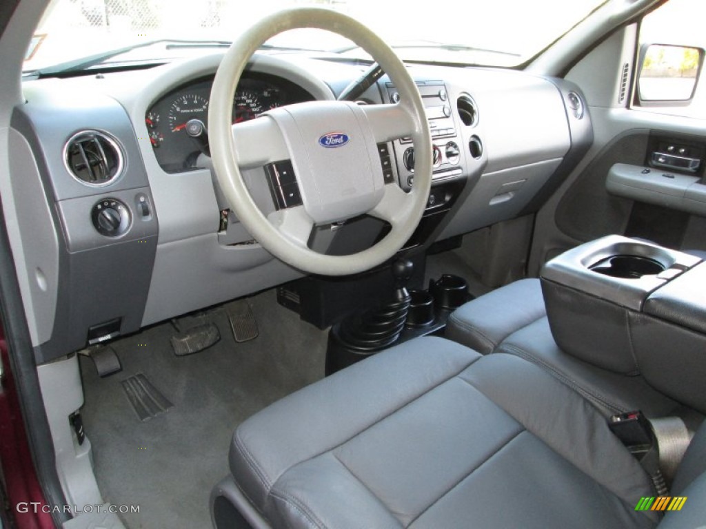 2005 F150 XLT SuperCab 4x4 - Dark Toreador Red Metallic / Medium Flint/Dark Flint Grey photo #17