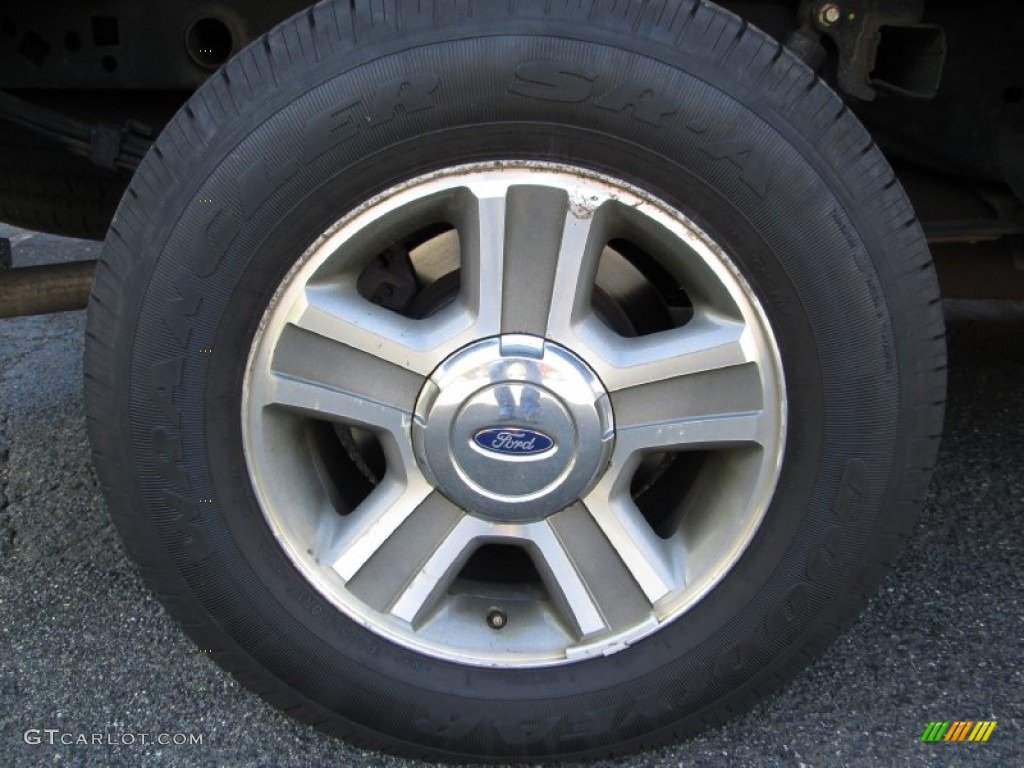 2005 F150 XLT SuperCab 4x4 - Dark Toreador Red Metallic / Medium Flint/Dark Flint Grey photo #29