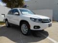 Candy White - Tiguan SE Photo No. 1