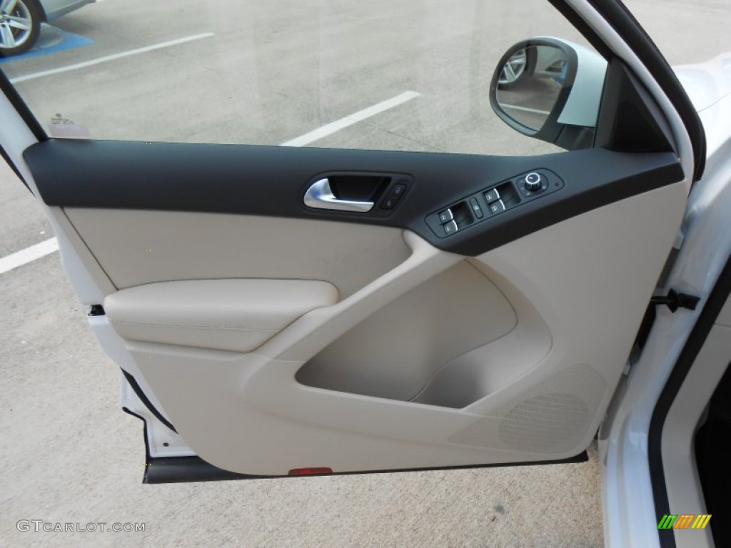 2013 Volkswagen Tiguan SE Beige Door Panel Photo #75034658