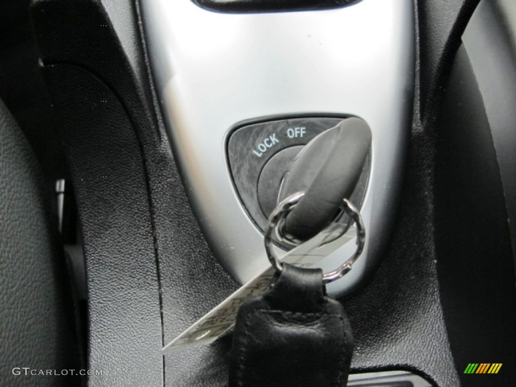 2006 Saab 9-3 Aero Sport Sedan Keys Photos