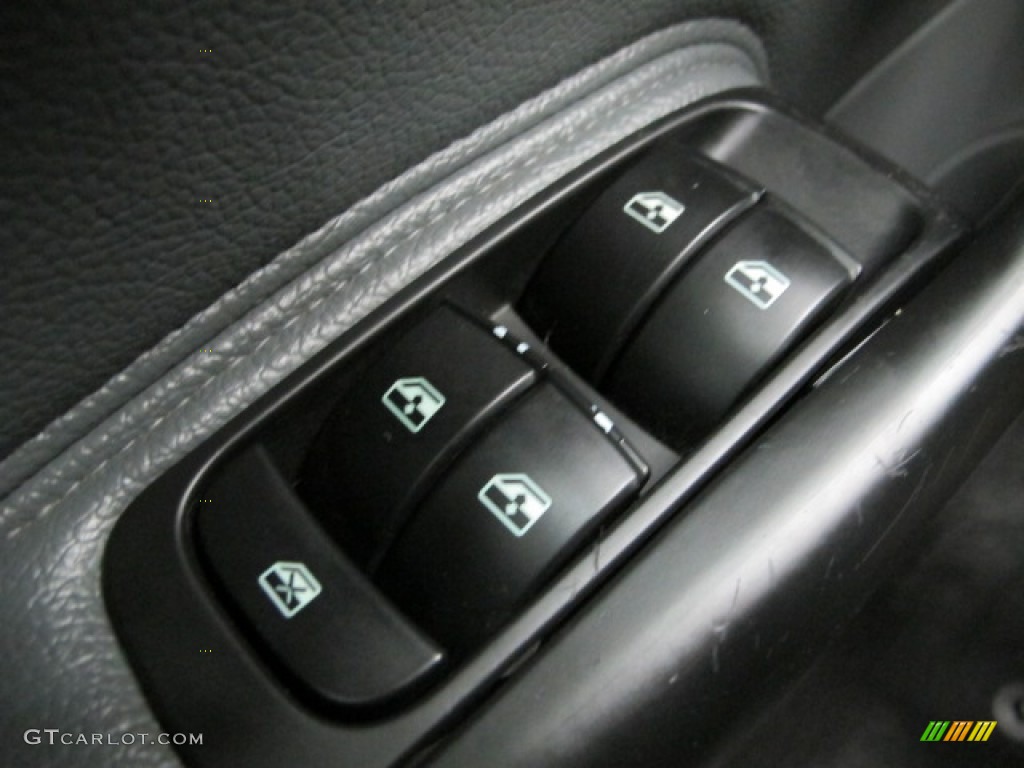 2006 Saab 9-3 Aero Sport Sedan Controls Photo #75035116
