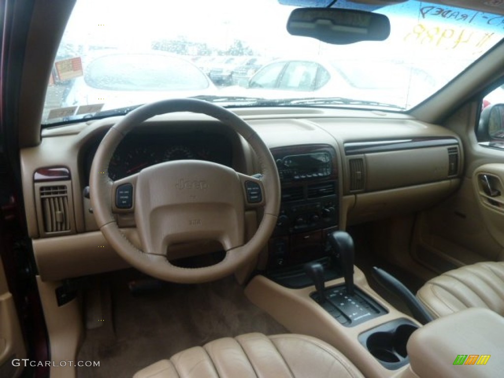 2001 Grand Cherokee Limited 4x4 - Inferno Red Crystal Pearl / Taupe photo #7