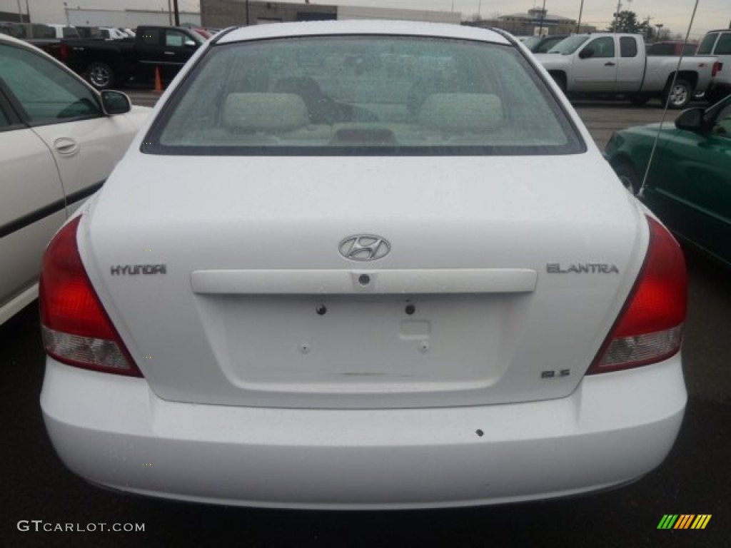 2002 Elantra GLS Sedan - Nordic White / Beige photo #3