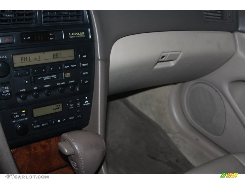 1997 ES 300 - Antique Sage Pearl / Gray photo #19