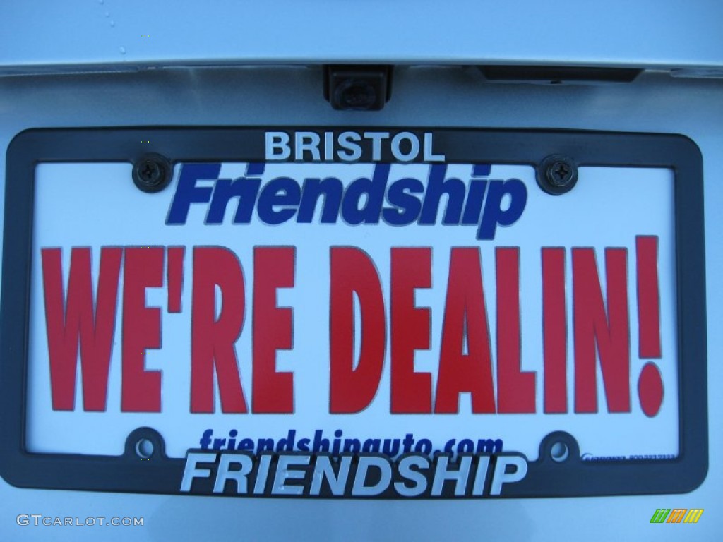 2013 Elantra Limited - Silver / Gray photo #13