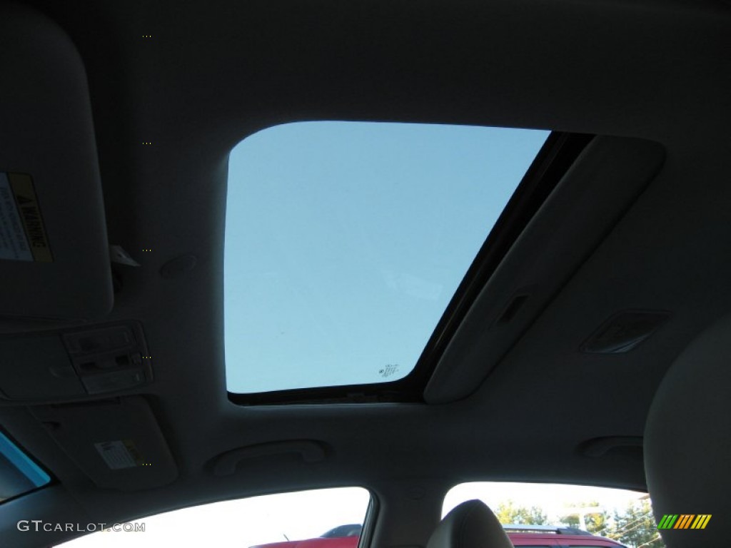 2013 Elantra Limited - Silver / Gray photo #25