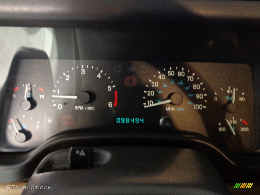 2000 Wrangler Sahara 4x4 - Stone White / Camel photo #15