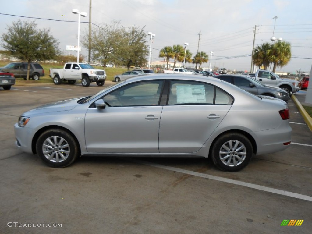 2013 Jetta Hybrid SE - Reflex Silver Metallic / Titan Black photo #4