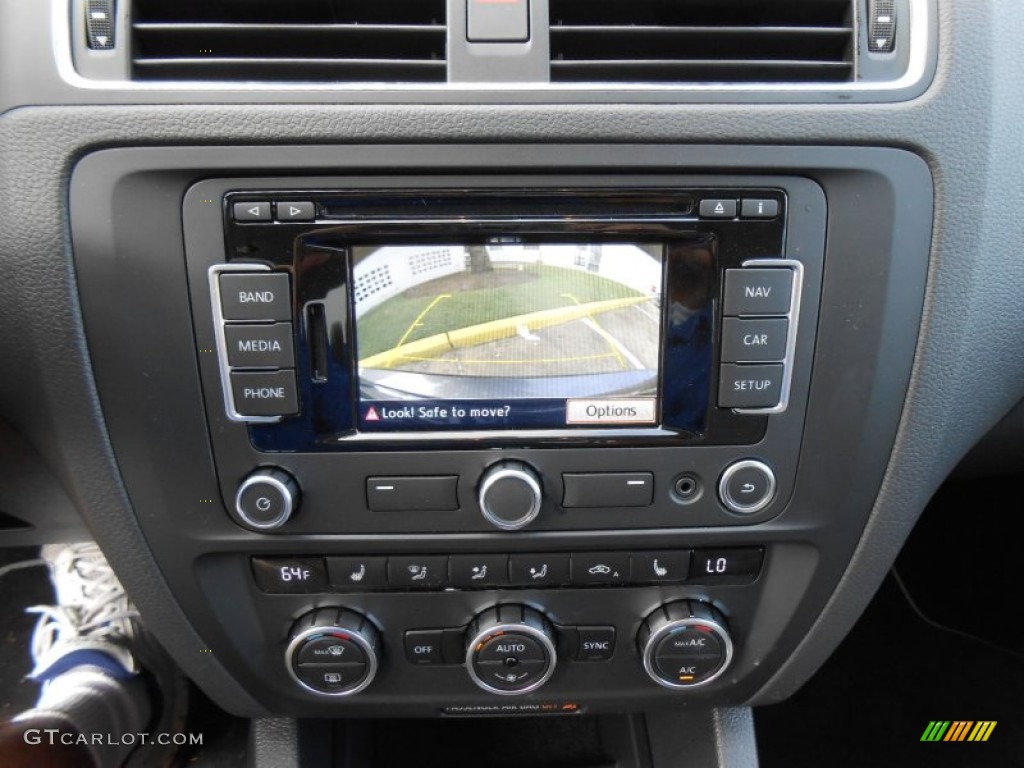 2013 Volkswagen Jetta Hybrid SEL Premium Controls Photo #75042975