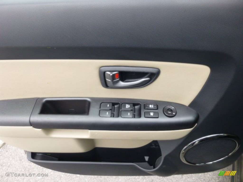 2011 Kia Soul ! Controls Photo #75047765