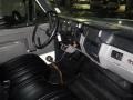 1998 White Ford F800 Regular Cab Utility Bucket Truck  photo #18