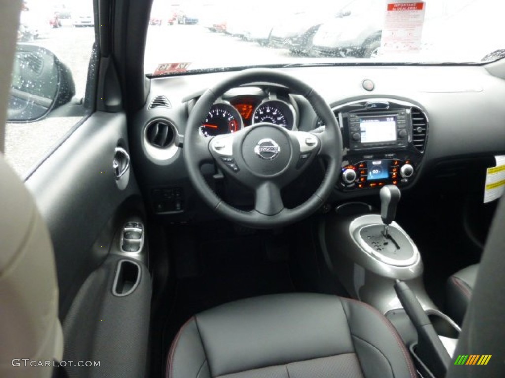 Black/Red/Silver Trim Interior 2013 Nissan Juke SL AWD Photo #75050744