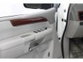 Tuscan Pearl White - QX 56 4WD Photo No. 17