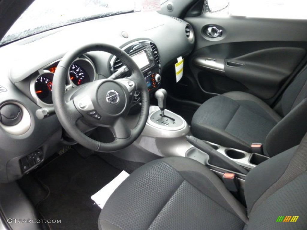 Black/Silver Trim Interior 2013 Nissan Juke SV AWD Photo #75051563