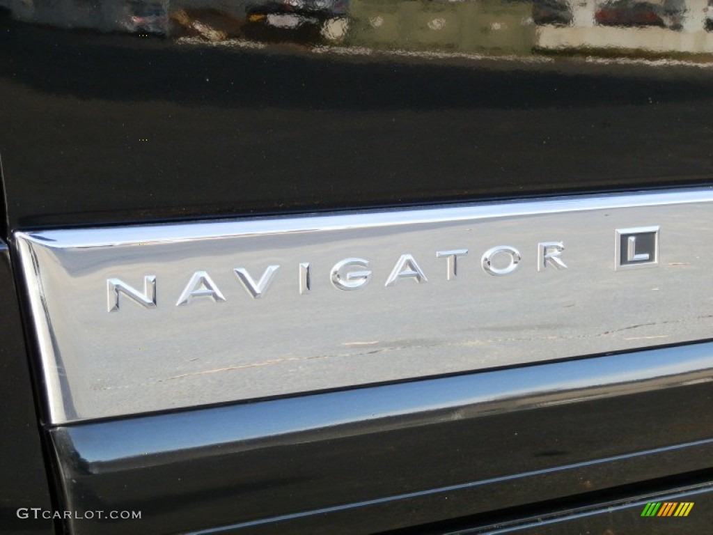 2008 Navigator L Luxury 4x4 - Black / Stone photo #19