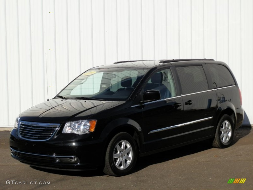 Brilliant Black Crystal Pearl 2012 Chrysler Town & Country Touring Exterior Photo #75055534
