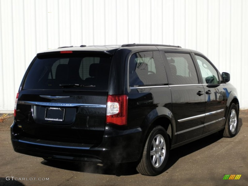 Brilliant Black Crystal Pearl 2012 Chrysler Town & Country Touring Exterior Photo #75055628