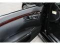 Black - S 550 4Matic Sedan Photo No. 17
